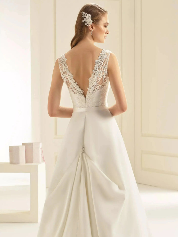 ATTACHE TRAINE PERLES ET CRISTAUX Bianco Evento