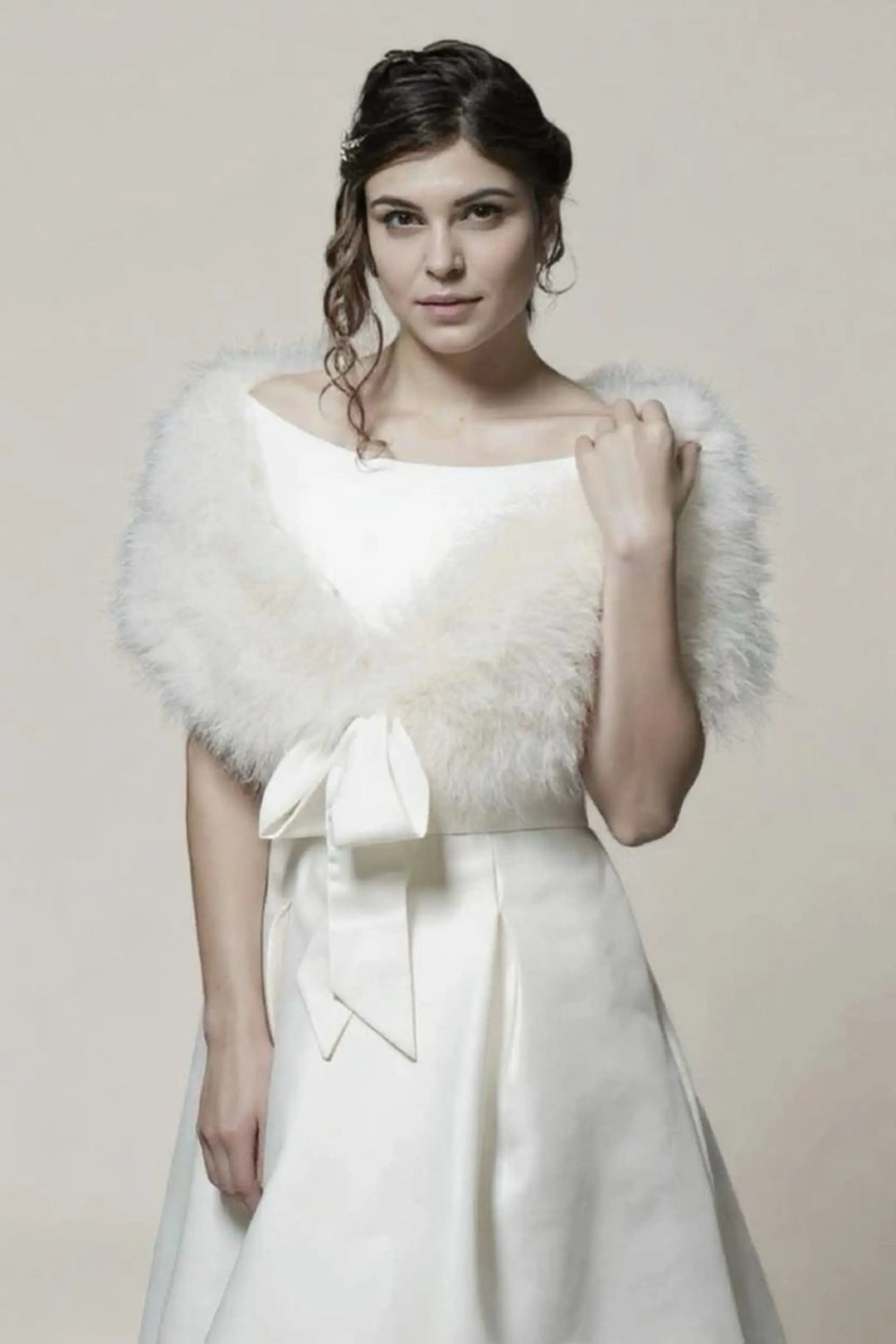 BANDEAU ÉPAULES EN PLUME MARABOUT IVOIRE Mayglori