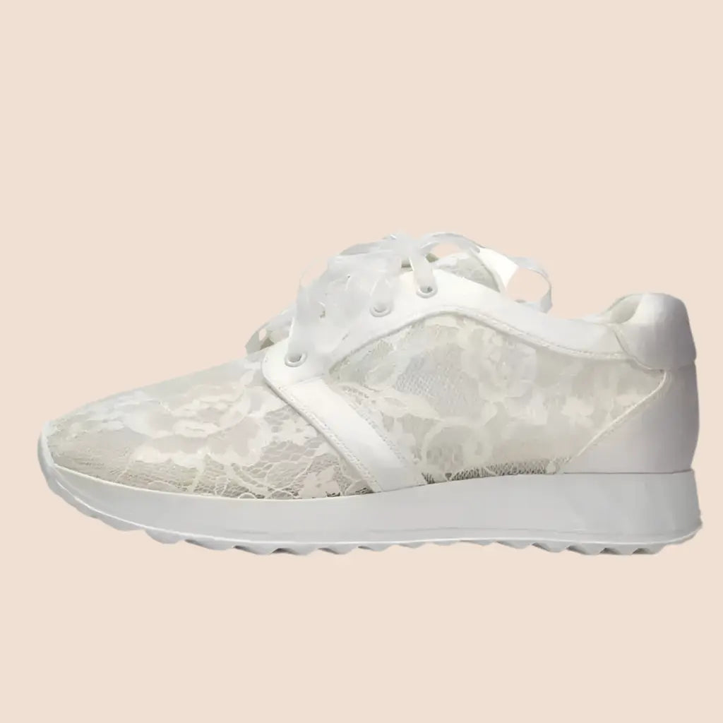 BASKETS MARIÉE EN DENTELLE FLERS White lady