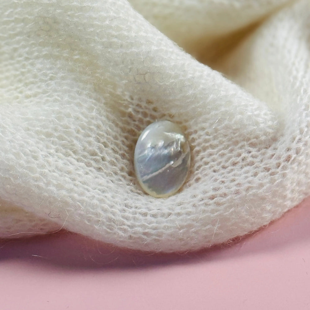 BROCHE NACRE AIMANTÉE Hortense