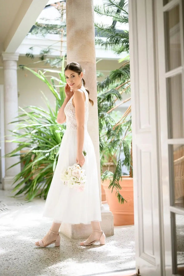 CHAUSSURES DE MARIÉE ALICE – DAIM ROSE POUDRÉ À TALON BAS CONFORTABLE G.Westerleigh