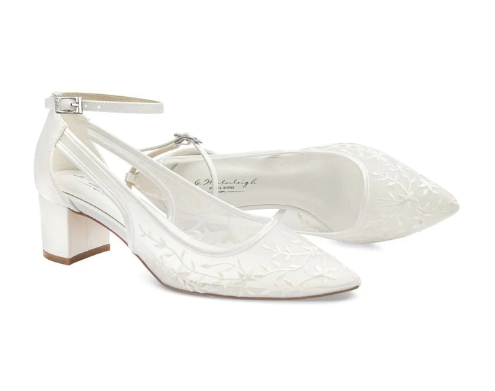 CHAUSSURES DE MARIÉE DAPHNÉ – DENTELLE ILLUSION ET TALON BAS CONFORTABLE G.Westerleigh