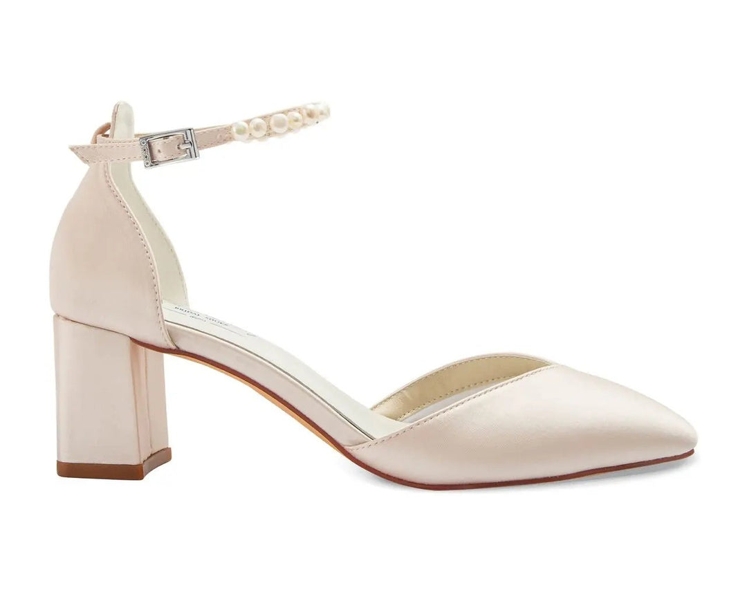 CHAUSSURES DE MARIÉE MADISON CHAMPAGNE – SATIN ET BRIDE EN PERLES D’EAU DOUCE G.Westerleigh