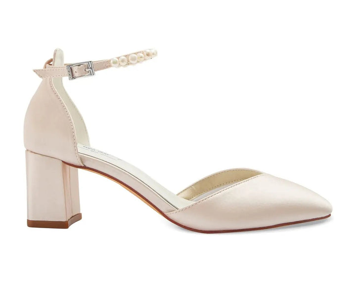 CHAUSSURES DE MARIÉE MADISON CHAMPAGNE – SATIN ET BRIDE EN PERLES D’EAU DOUCE G.Westerleigh