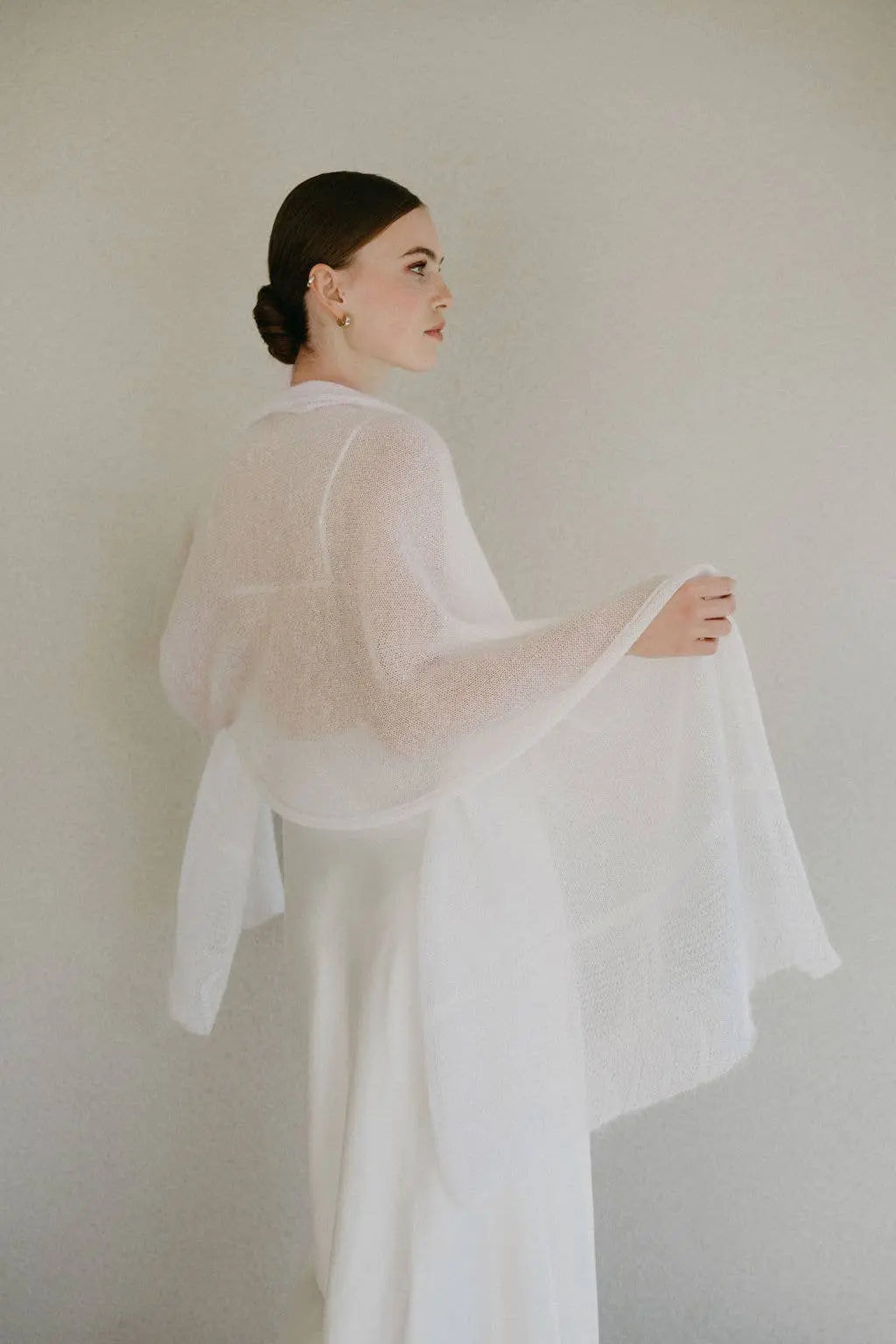 Châle de Mariage Transparent pour Mariée / HANNA: Off White 605 WOOL HOUSE