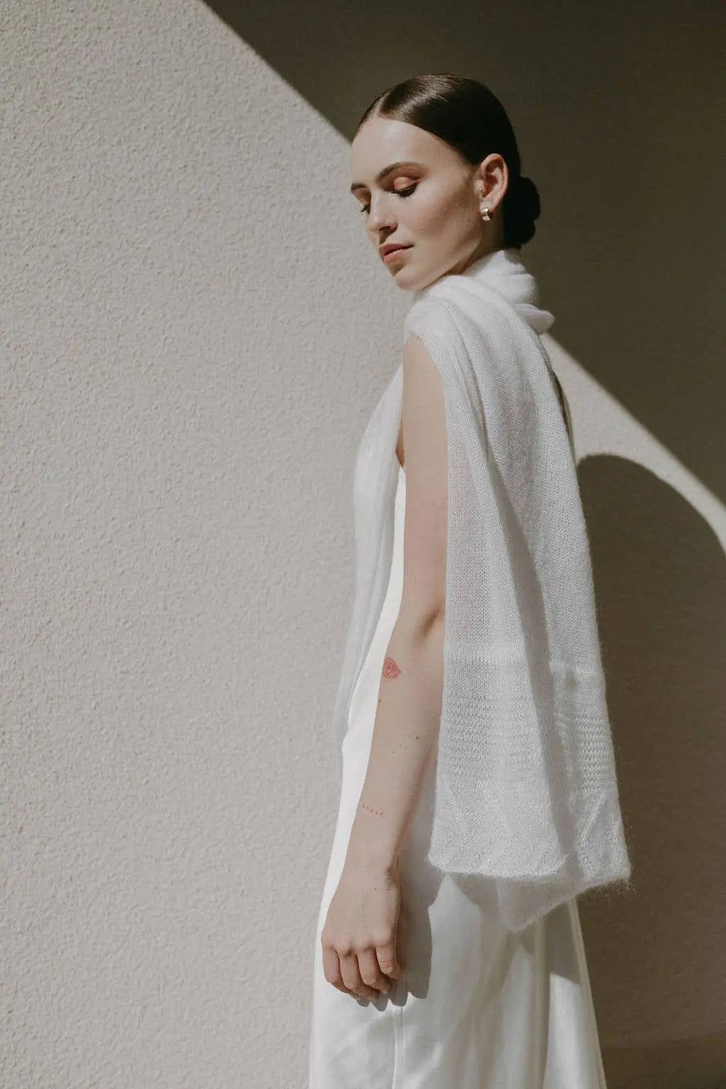 Châle de Mariage Transparent pour Mariée / HANNA: Off White 605 WOOL HOUSE