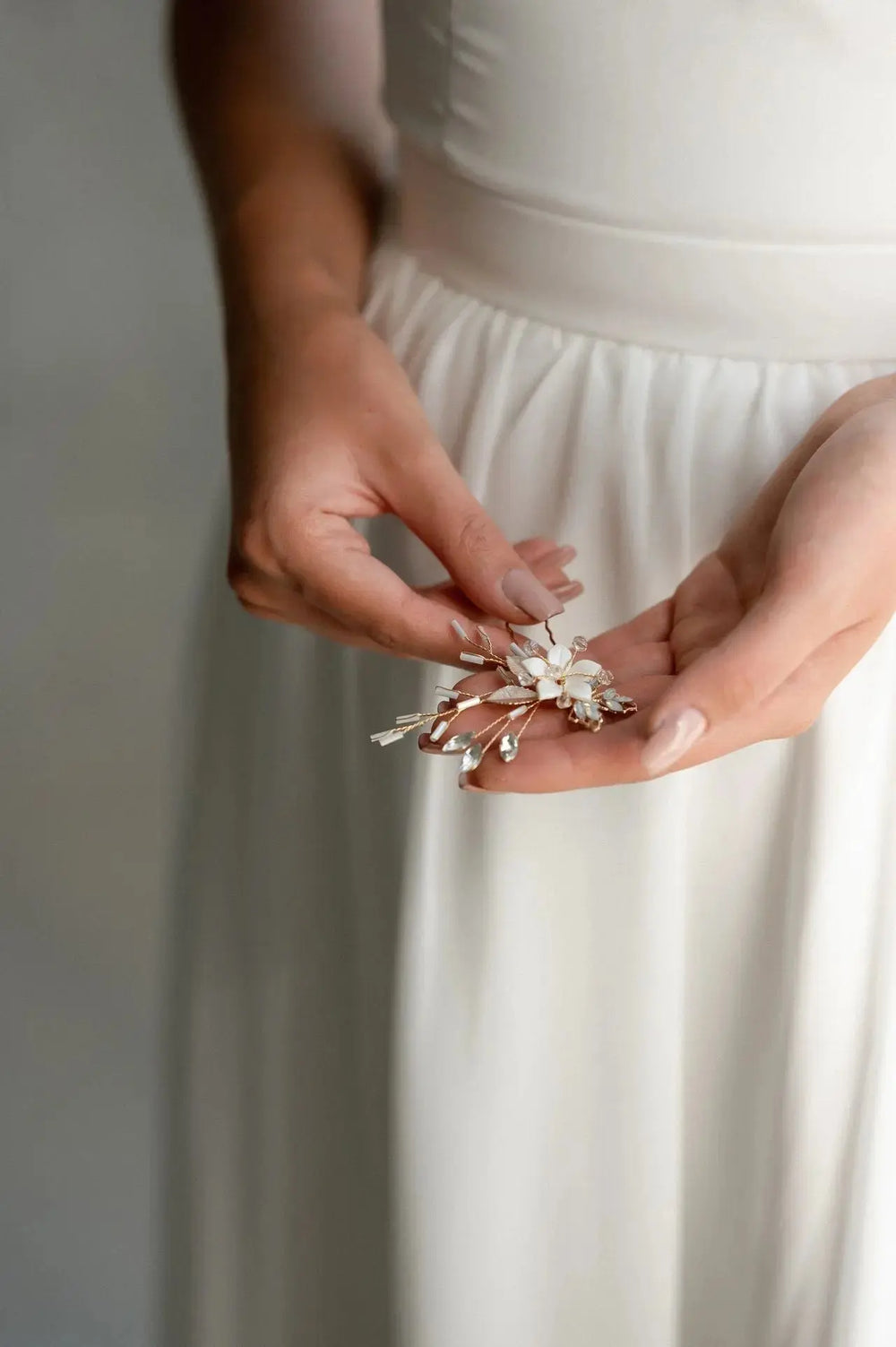 ÉPINGLE À CHEVEUX DE MARIÉE HP6346 – STRASS ET COULEUR OR ROSE G.Westerleigh