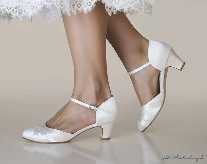 ESCARPINS MARIÉE EN SATIN IVOIRE AVEC TALON CONFORTABLE 5 CM - BLANCA G.Westerleigh
