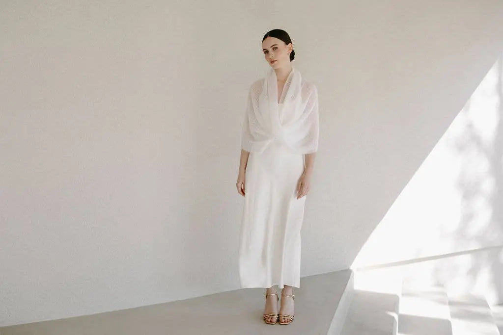 Étole de Mariée Luxueuse / MAGNOLIA: Off White 605 / XS / S / M WOOL HOUSE