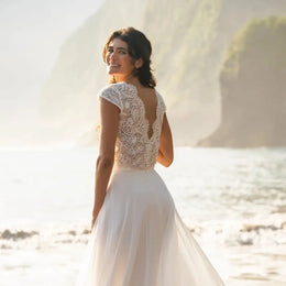 Haut de mariée Madère BK134 – dentelle française, col V