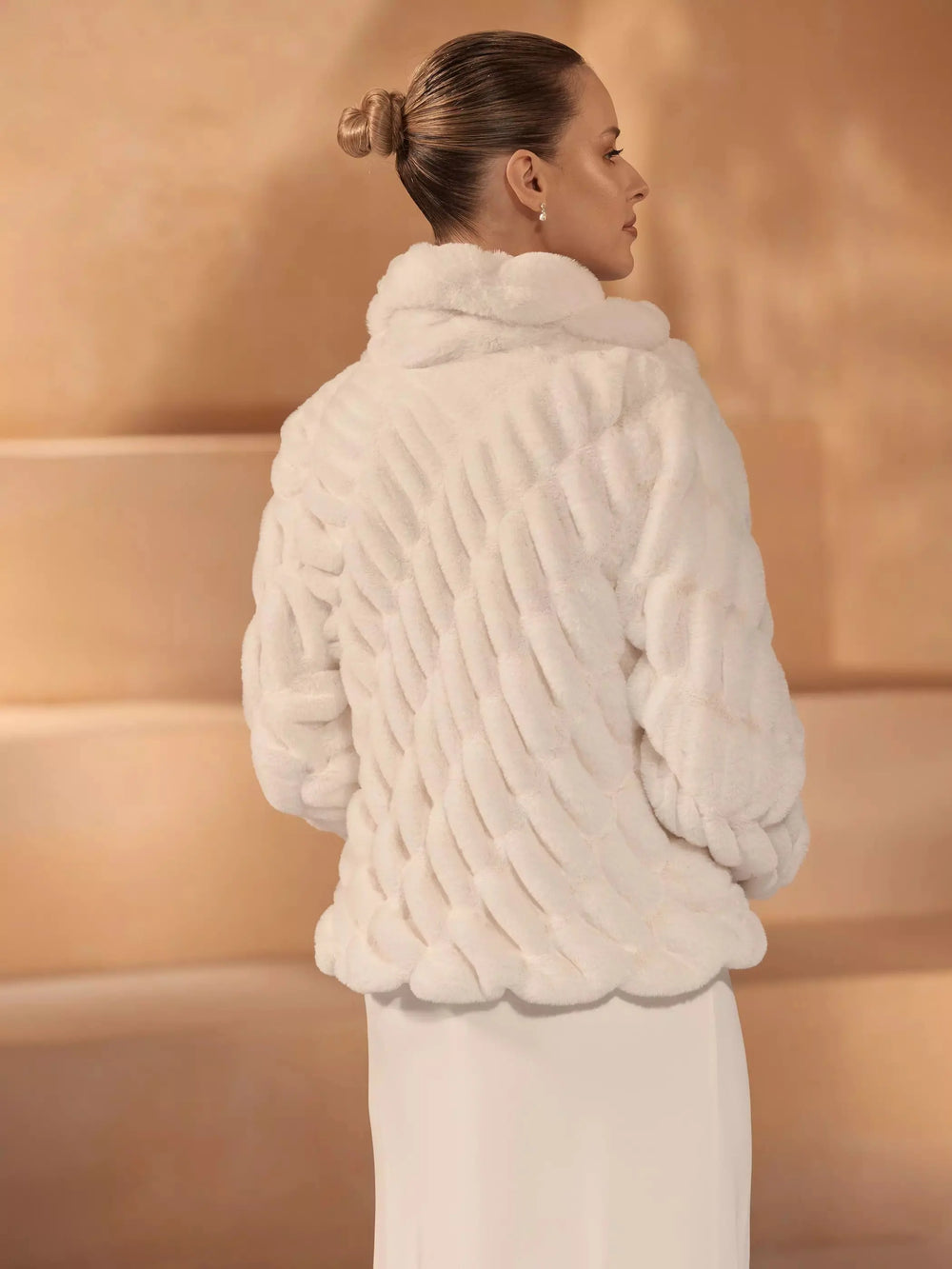 MANTEAU MARIAGE HIVER EN FAUSSE FOURRURE Bianco Evento