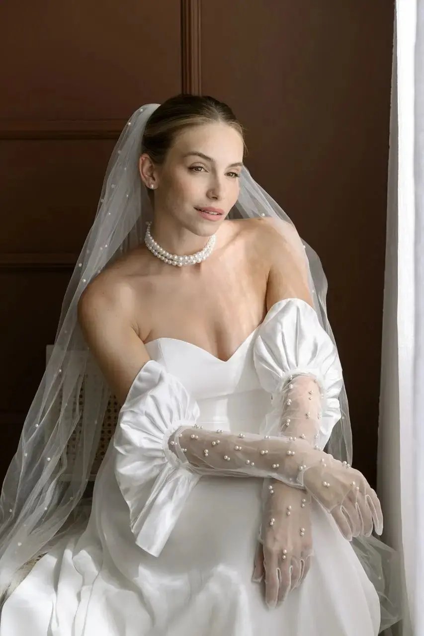 PARURE DE BIJOUX DE MARIÉE NS002 – CHOKER EN PERLES RAS DU COU ET BOUCLES D’OREILLES G.Westerleigh