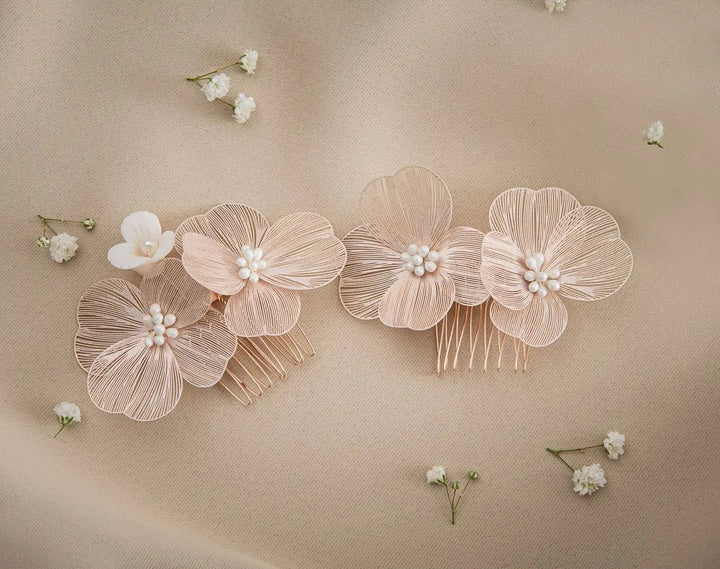 PEIGNE À CHEVEUX MARIAGE OR ROSE HC0416RG – FLEURS EN RELIEF ET PERLES IVOIRE G.Westerleigh