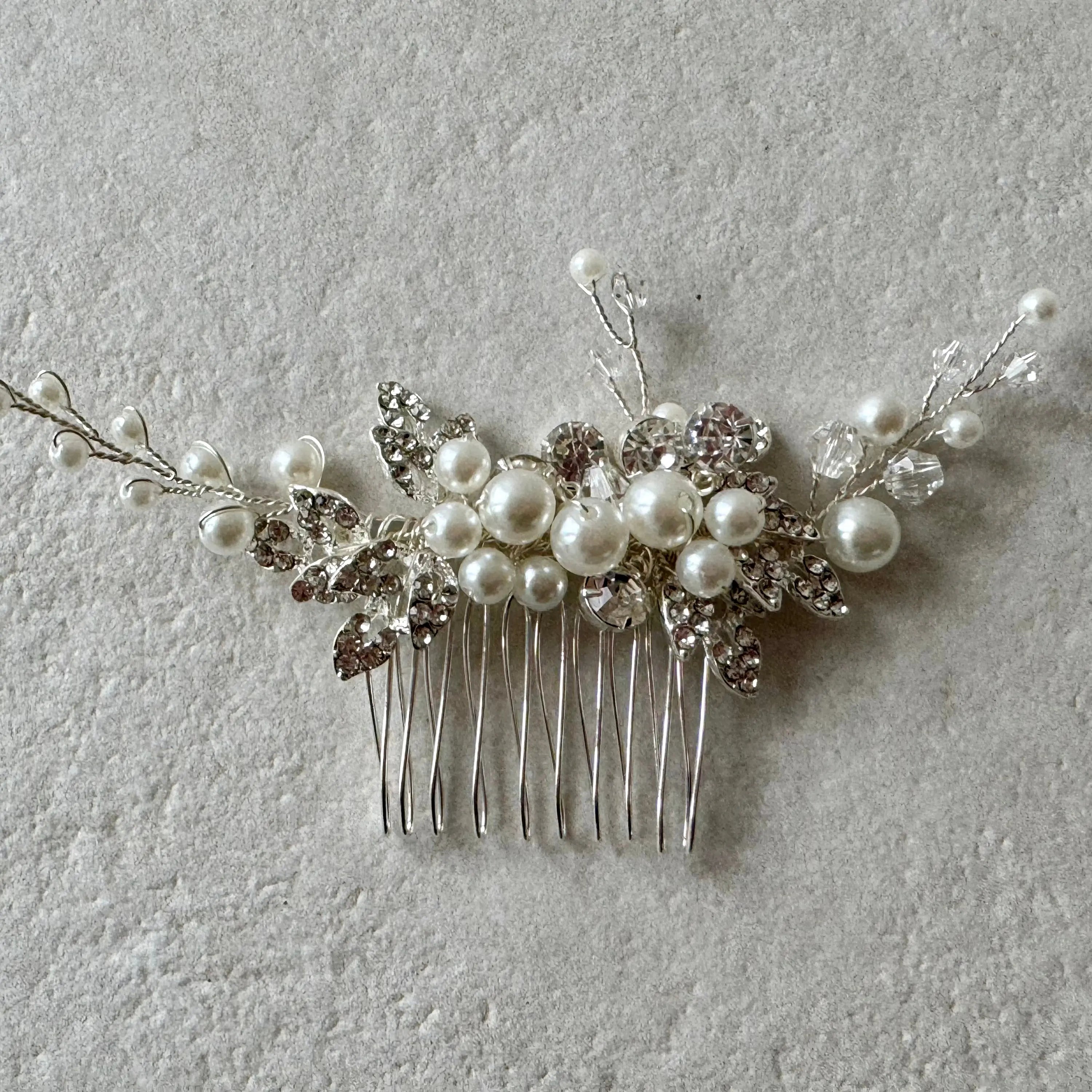 Bijou de dos mariage, collier doré perles Swarovski Sandrine
