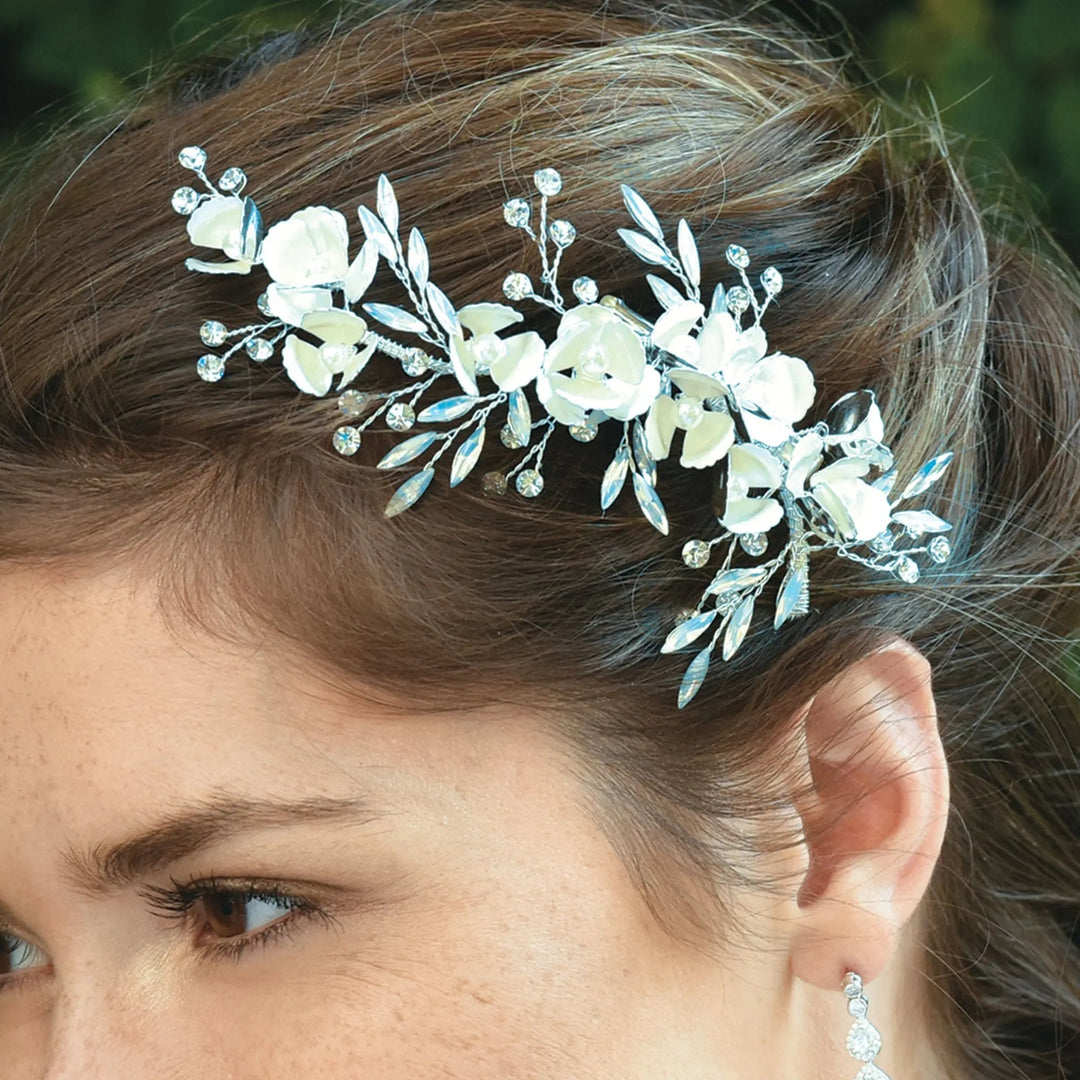 PINCE À CHEVEUX ARGENTÉE FORGET ME NOT – FLEURS ÉMAILLÉES ET CRISTAUX OPALESCENTS Ivory and co