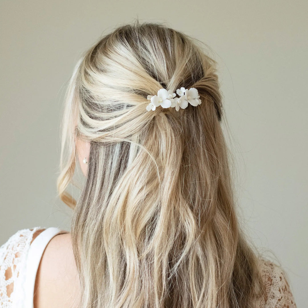 PINCE À CHEVEUX MARIAGE EN CÉRAMIQUE FLEUR DE SUREAU Ivory and co