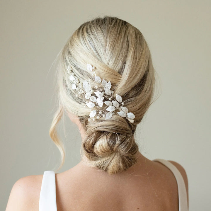 PINCE À CHEVEUX MARIAGE SUMMER BREEZE EN FEUILLES ET PERLES Ivory and co