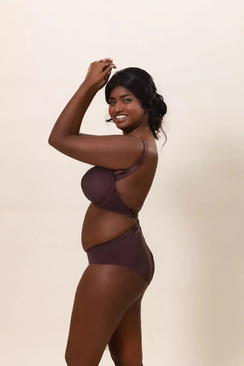 SOUTIEN GORGE DOS NU BACK TO GLAM chocolat vu profil - Mas accessoires