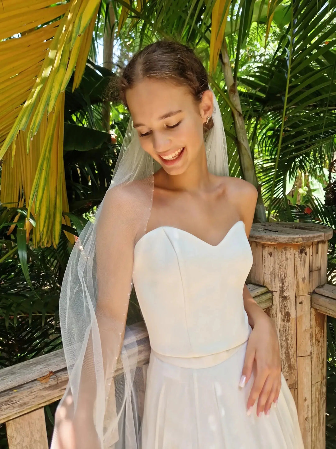 VOILE DE MARIÉE BORDURE PERLES CRISTAUX PRECIOSA - MECENAS WD112 Novias