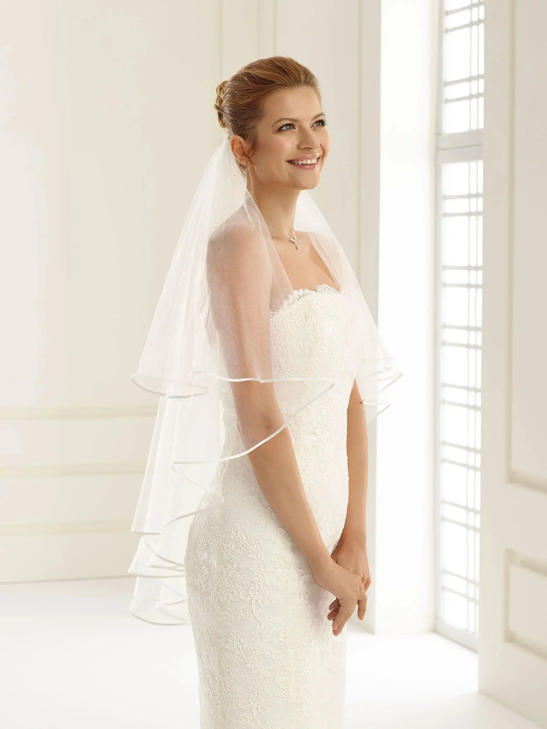 VOILE DE MARIÉE COURT BORDURE FINE SATIN S6 (Copie) Bianco Evento