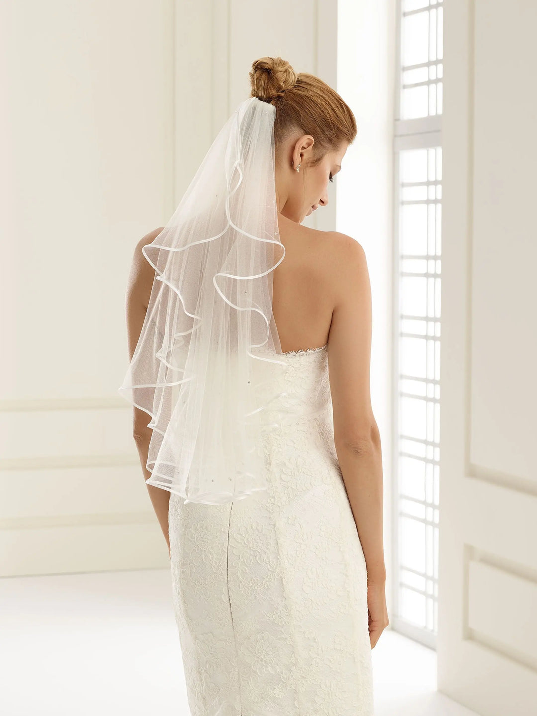 VOILE DE MARIÉE COURT BORDURE FINE SATIN S6 (Copie) Bianco Evento