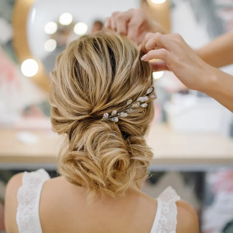 Coiffure-de-Mariée-Votre-Guide-Complet-pour-un-Essai-Réussi Mas Accessoires