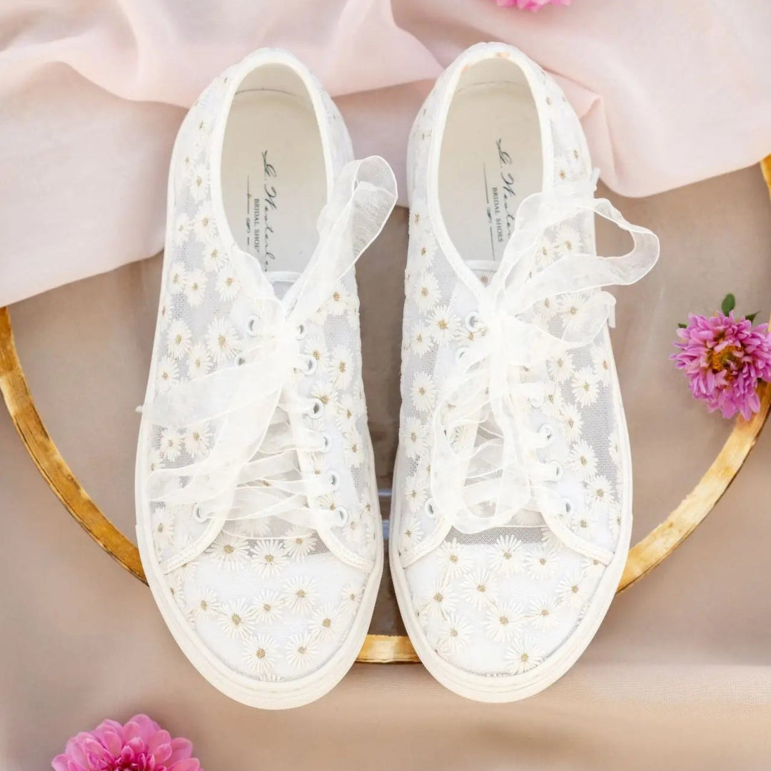BASKETS DE MARIÉE MARGERITA – SATIN IVOIRE ET FLEURS G.Westerleigh