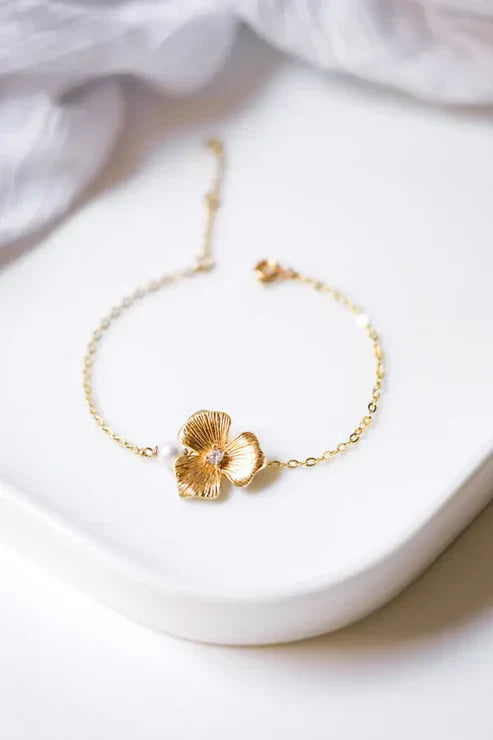 Bracelets de mariée en perles, cristaux et chaînes fines - Mas Accessoires