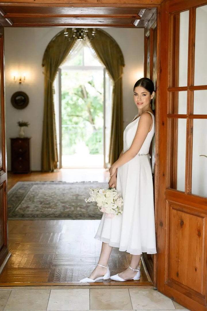 BALLERINES DE MARIÉE PLATES AVA – SATIN IVOIRE AVEC BRIDE RÉGLABLE G.Westerleigh