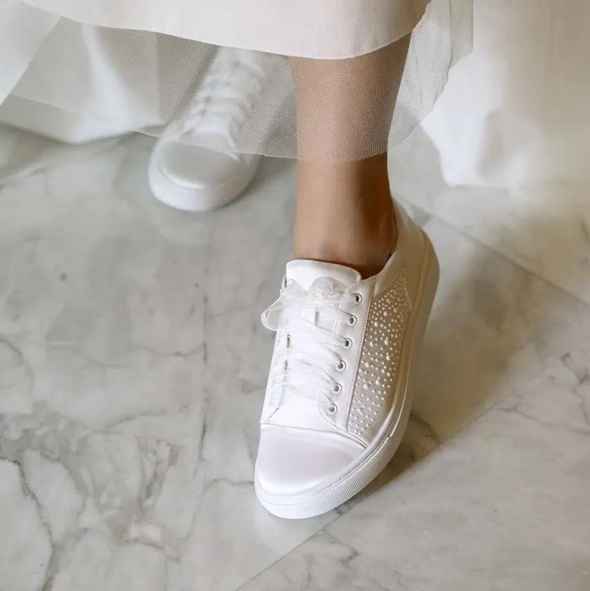 BASKETS DE MARIÉE NINA – SATIN IVOIRE ET PERLES AVEC LACETS ORGANZA OU SATIN G.Westerleigh