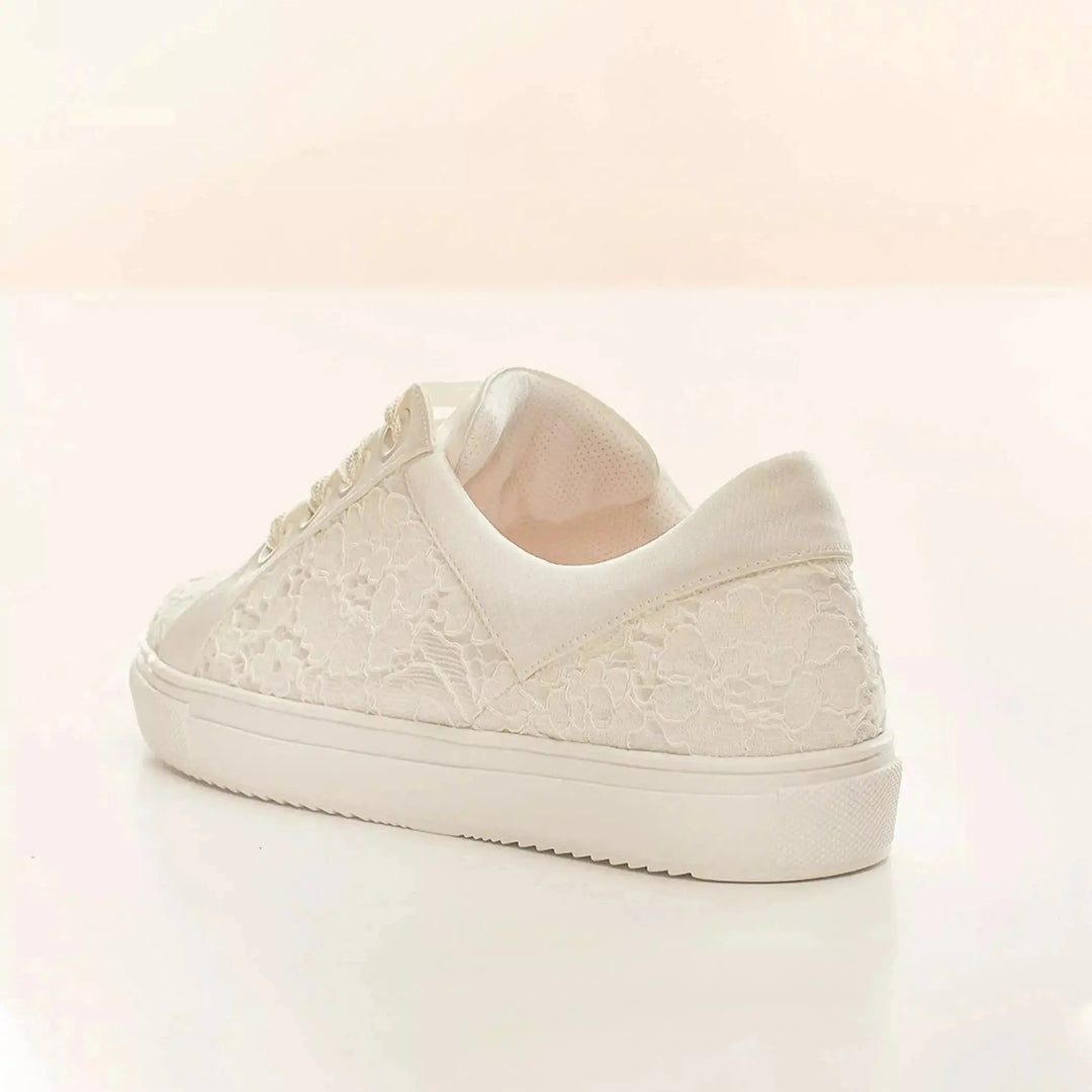 BASKETS DENTELLE IVOIRE ZOEY AVALIA