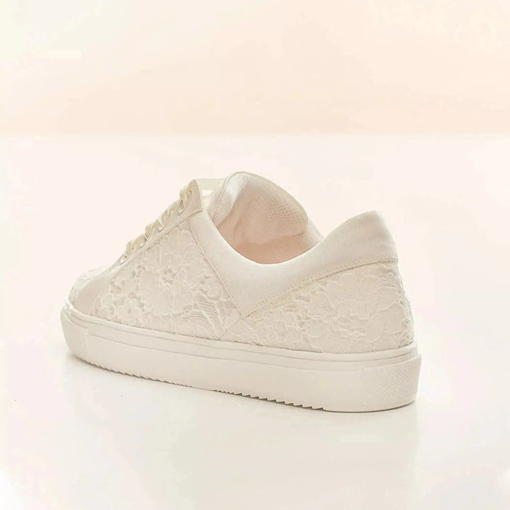 BASKETS DENTELLE IVOIRE ZOEY AVALIA