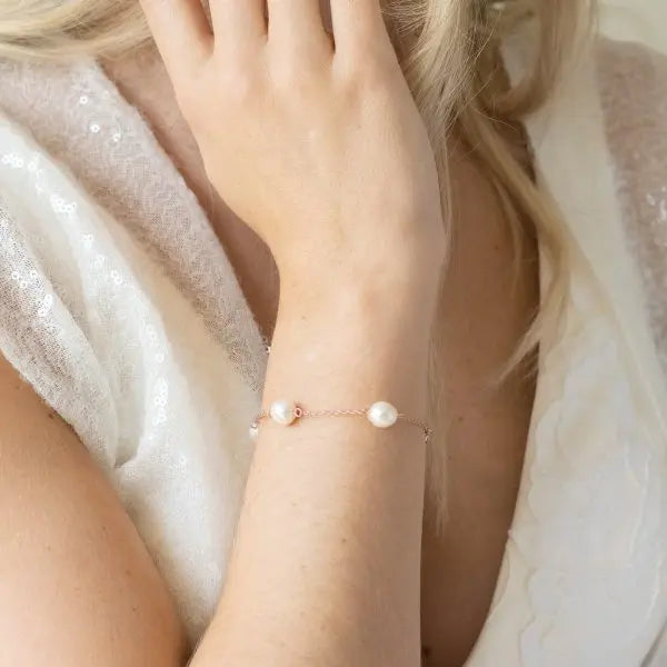 BERMUDA – BRACELET CHAÎNE & PERLES BAROQUES Ivory and co