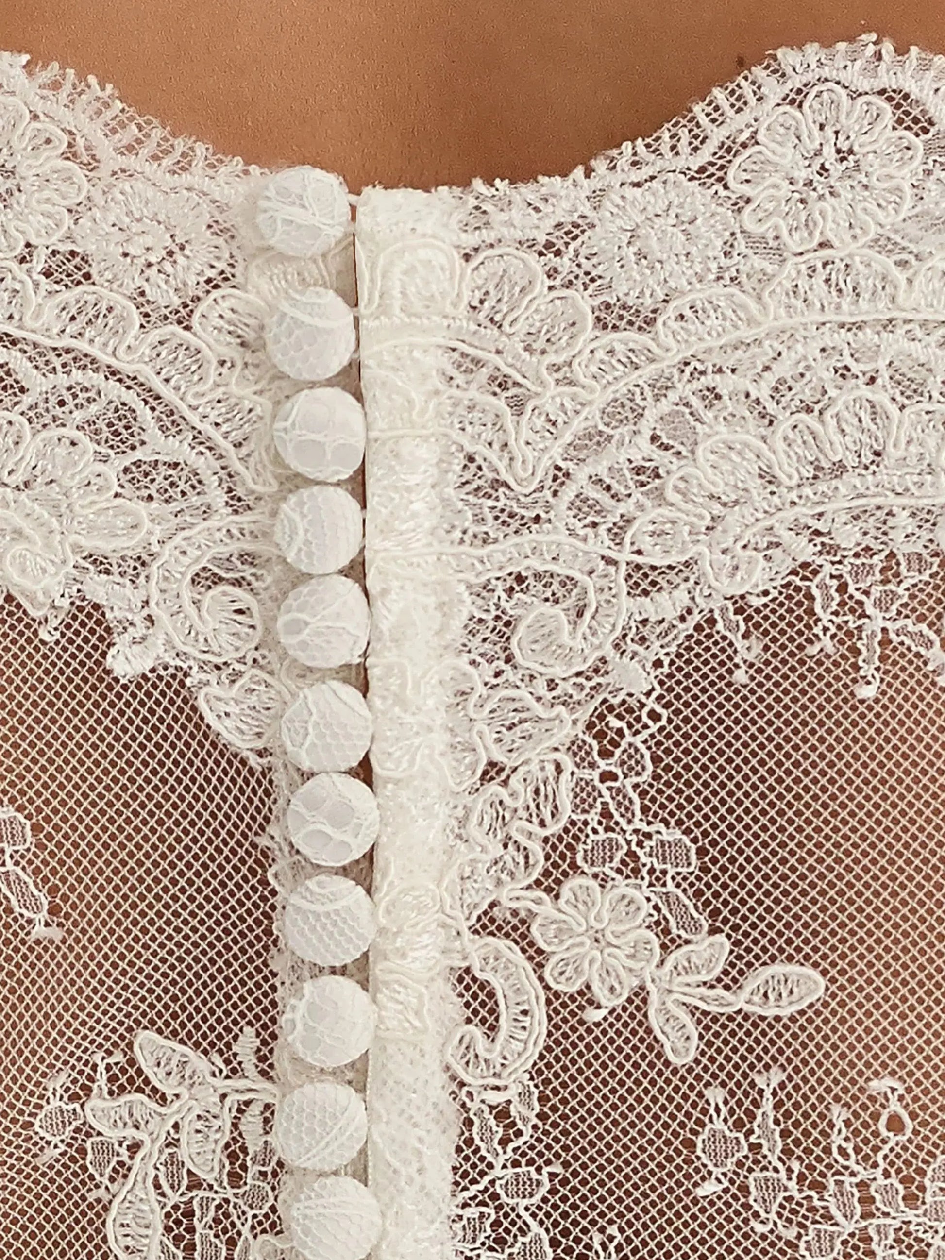 BOLÉRO EN DENTELLE POUR MARIÉE E221 Bianco Evento