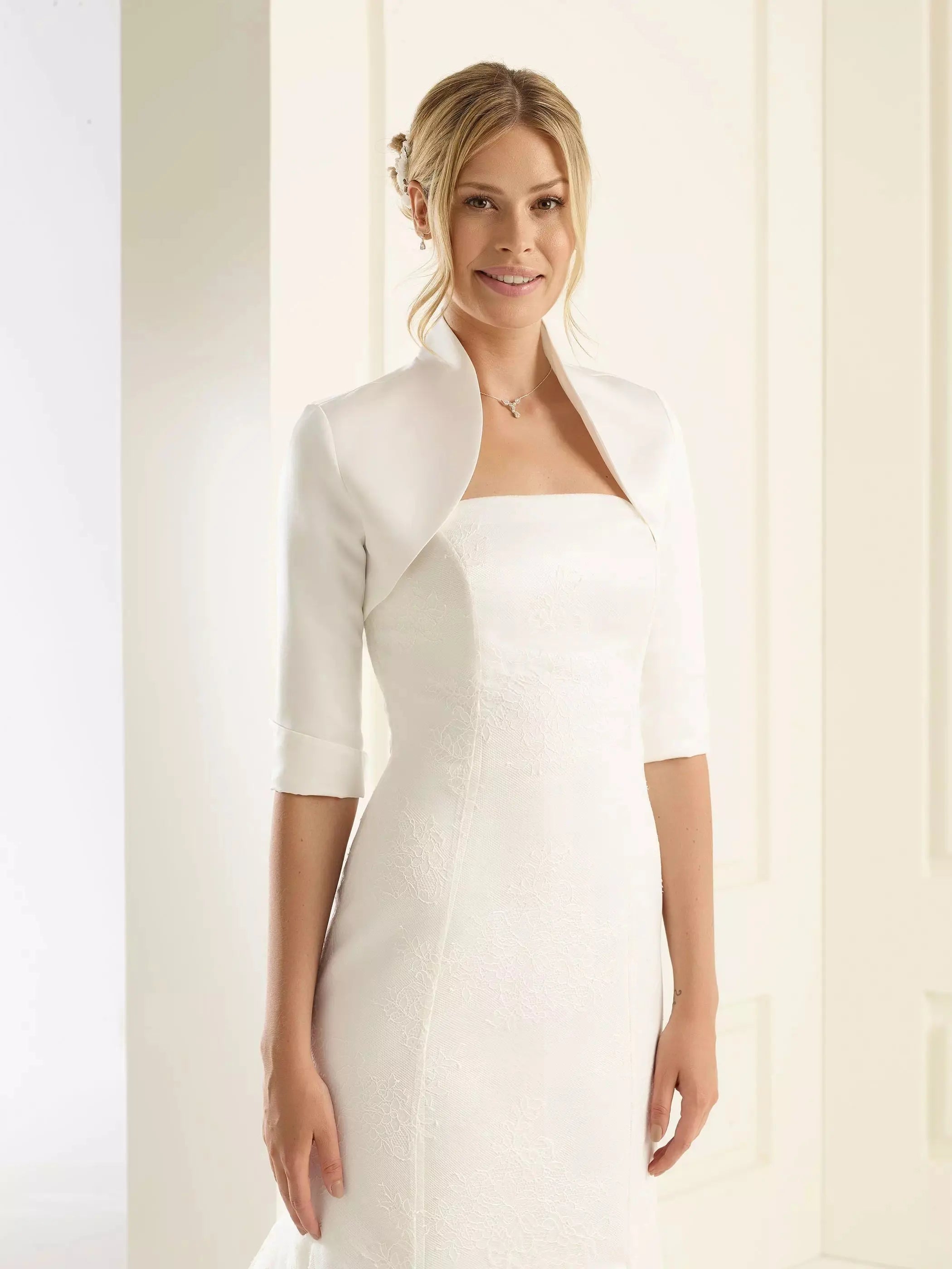 Boléro Femme Petite Veste Blanche Pour Mariage Sublimez La