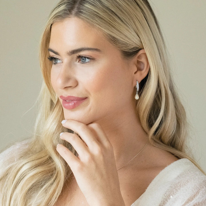 BOUCLES D’OREILLES MARIAGE CANTERBURY – CRISTAUX & PERLE Ivory and co