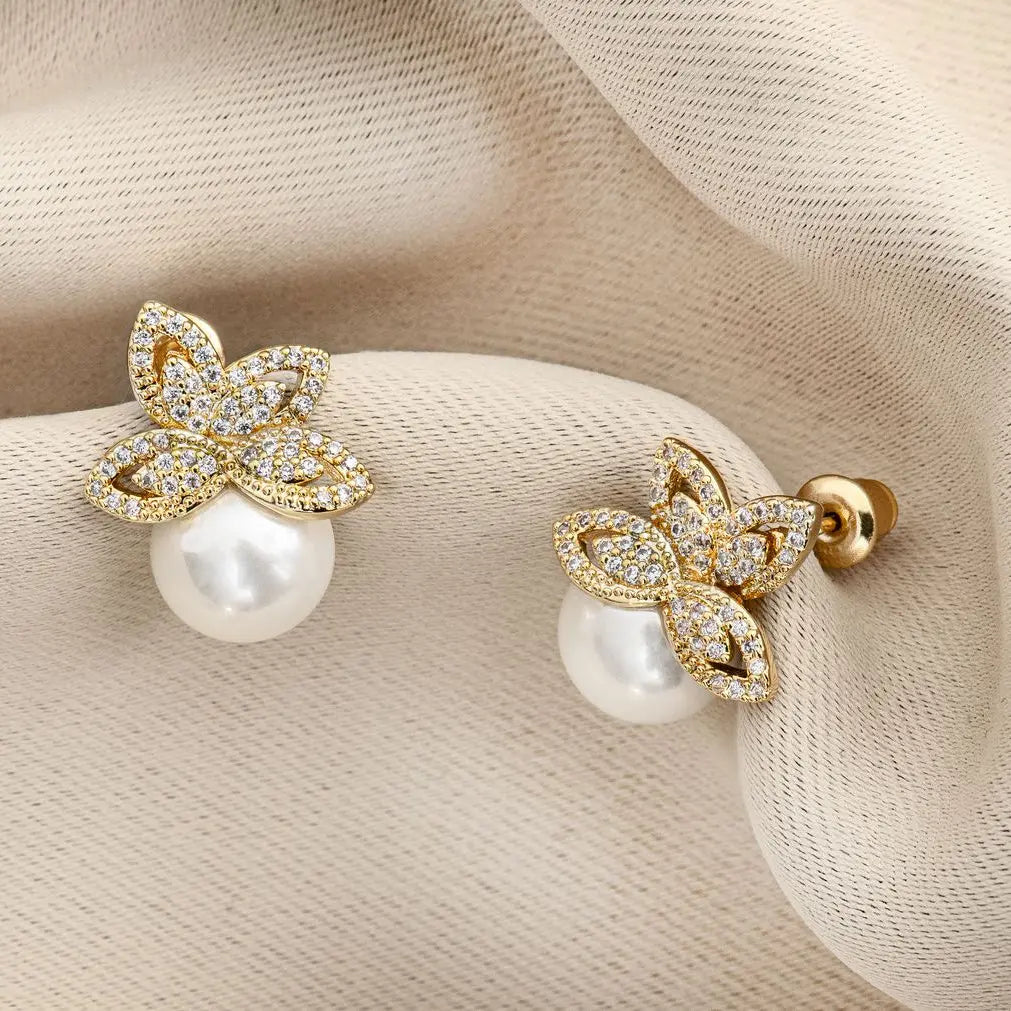 BOUCLES D’OREILLES MARIAGE FLEUR CRISTAUX & PERLE – PLAQUÉ OR ER1101G G.Westerleigh