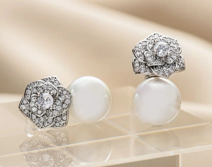 BOUCLES D’OREILLES MARIAGE FLEUR ZIRCONE & PERLE – PLAQUÉ RHODIUM ER191 G.Westerleigh