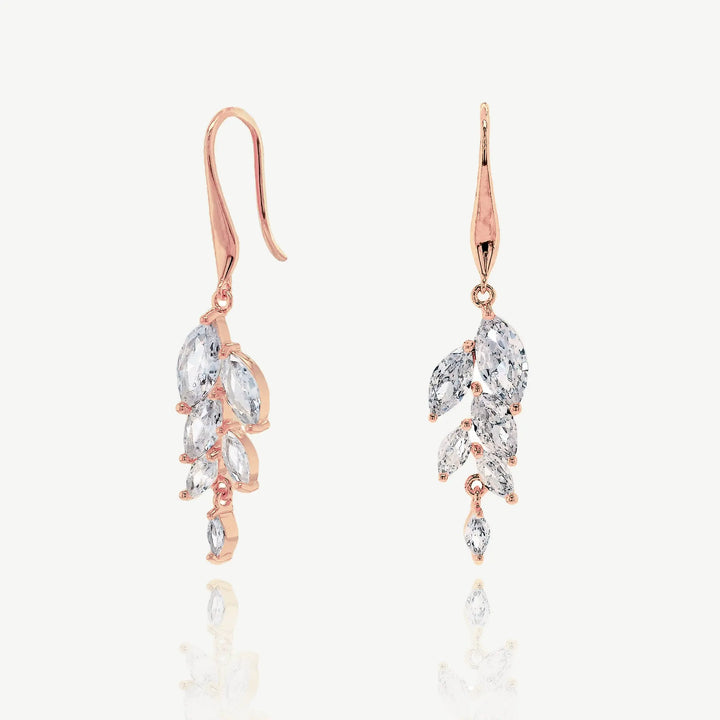 BOUCLES D’OREILLES MARIAGE KESWICK – CRISTAUX FEUILLAGE ZIRCONS AAA Ivory and co
