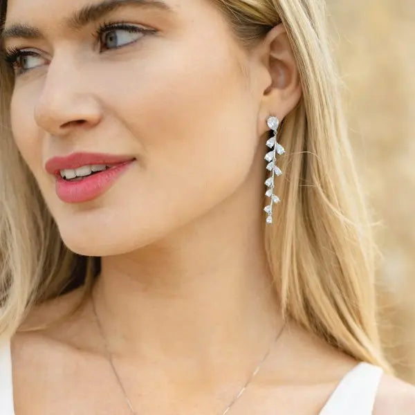 BOUCLES D'OREILLES MARIAGE LONGUES VIGNE ZIRCONS ET RODIUM - WILLOW Ivory and co