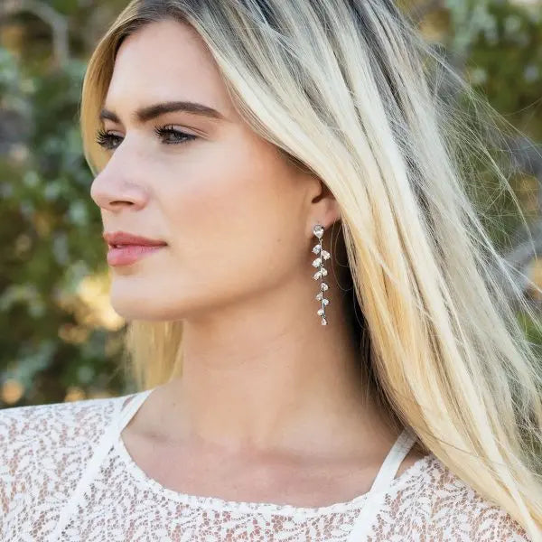 BOUCLES D'OREILLES MARIAGE LONGUES VIGNE ZIRCONS ET RODIUM - WILLOW Ivory and co