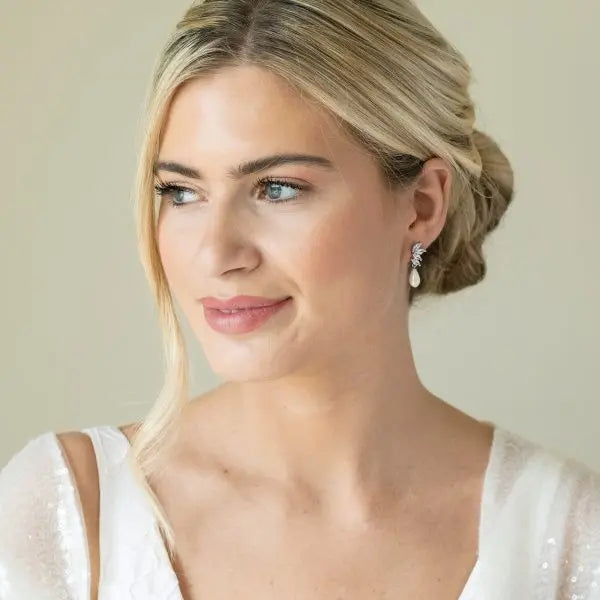 BOUCLES D'OREILLES MARIAGE LONGUES VIGNE ZIRCONS ET RODIUM - WILLOW (Copie) Ivory and co