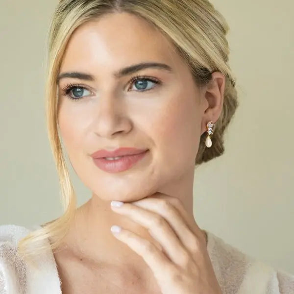 BOUCLES D'OREILLES MARIAGE LONGUES VIGNE ZIRCONS ET RODIUM - WILLOW (Copie) Ivory and co