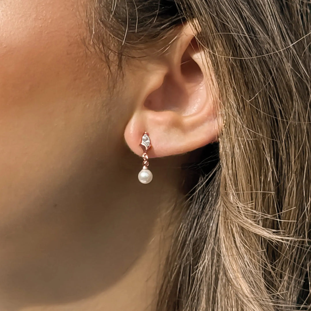 BOUCLES D’OREILLES MARIAGE MALMO – PENDANT PERLE & ZIRCON AAA Ivory and co