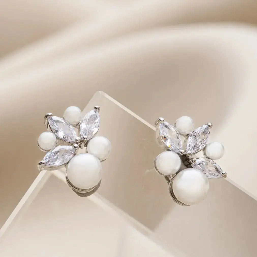 BOUCLES D'OREILLES MARIÉE DISCRÈTES PERLE & ZIRCONS RHODIUM – ER1108 G.Westerleigh