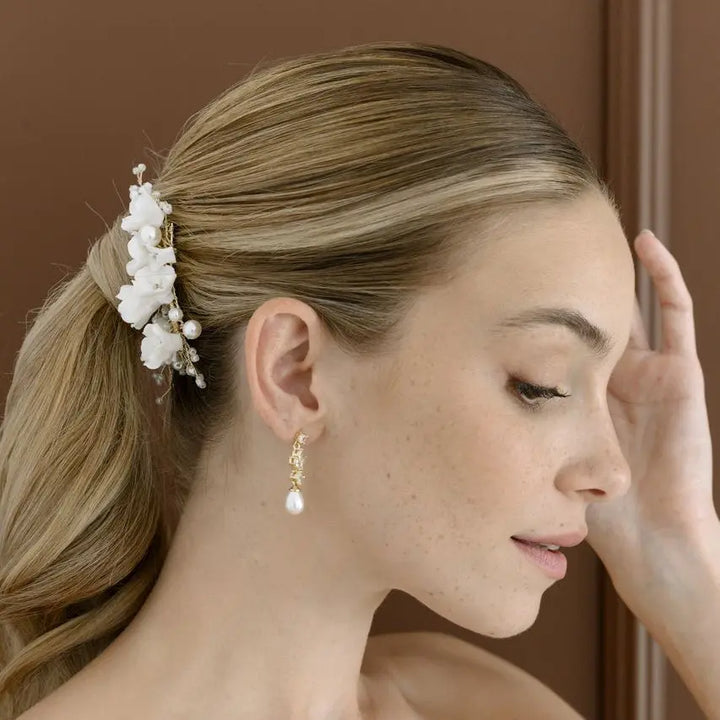 BOUCLES D’OREILLES PENDANTES MARIAGE PERLE & ZIRCONE – PLAQUÉ OR ER092G G.Westerleigh