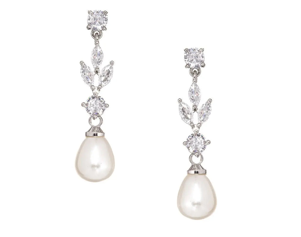 BOUCLES D’OREILLES PENDANTES MARIÉE PERLES IVOIRE ET CRISTAUX – ER092S G.Westerleigh