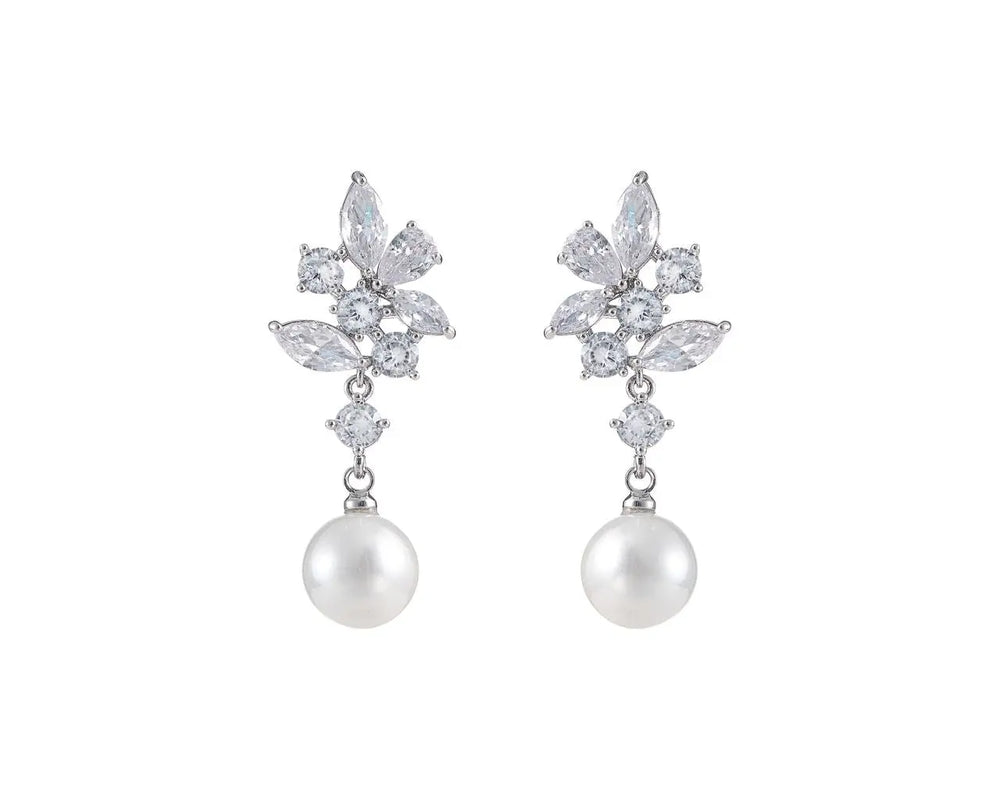 BOUCLES D’OREILLES PENDANTES MARIÉE PERLES IVOIRE ET CRISTAUX – ER4149 G.Westerleigh