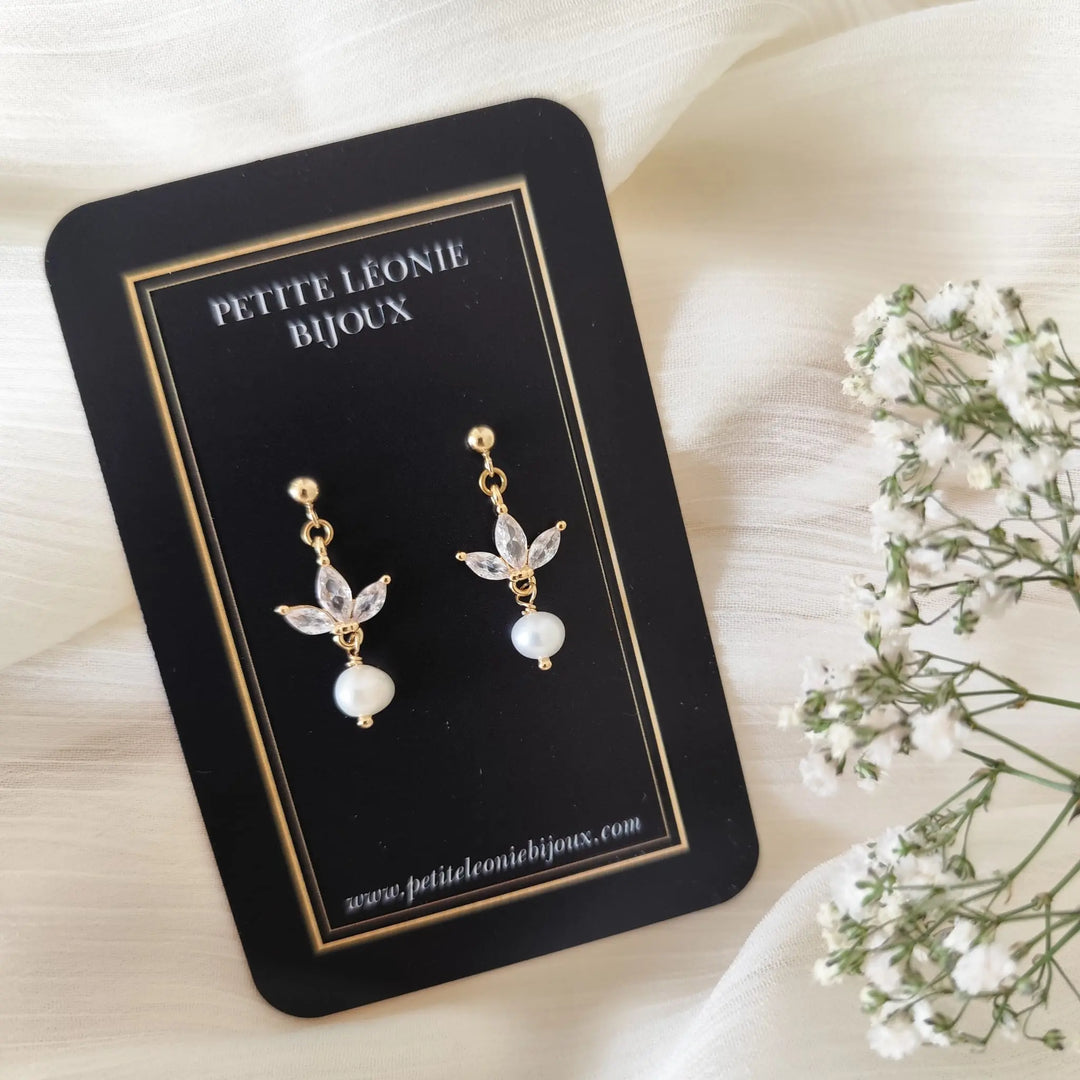 BOUCLES D’OREILLES PERLES & STRASS — ANGÉLIQUE Petite Léonie