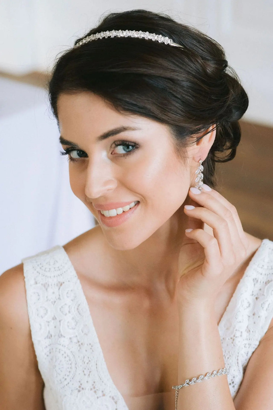 BOUCLES LONGUES MARIAGE CRISTAUX DE ZIRCONIUM – BIJOUX PLAQUÉ RHODIUM– EG9962 G.Westerleigh